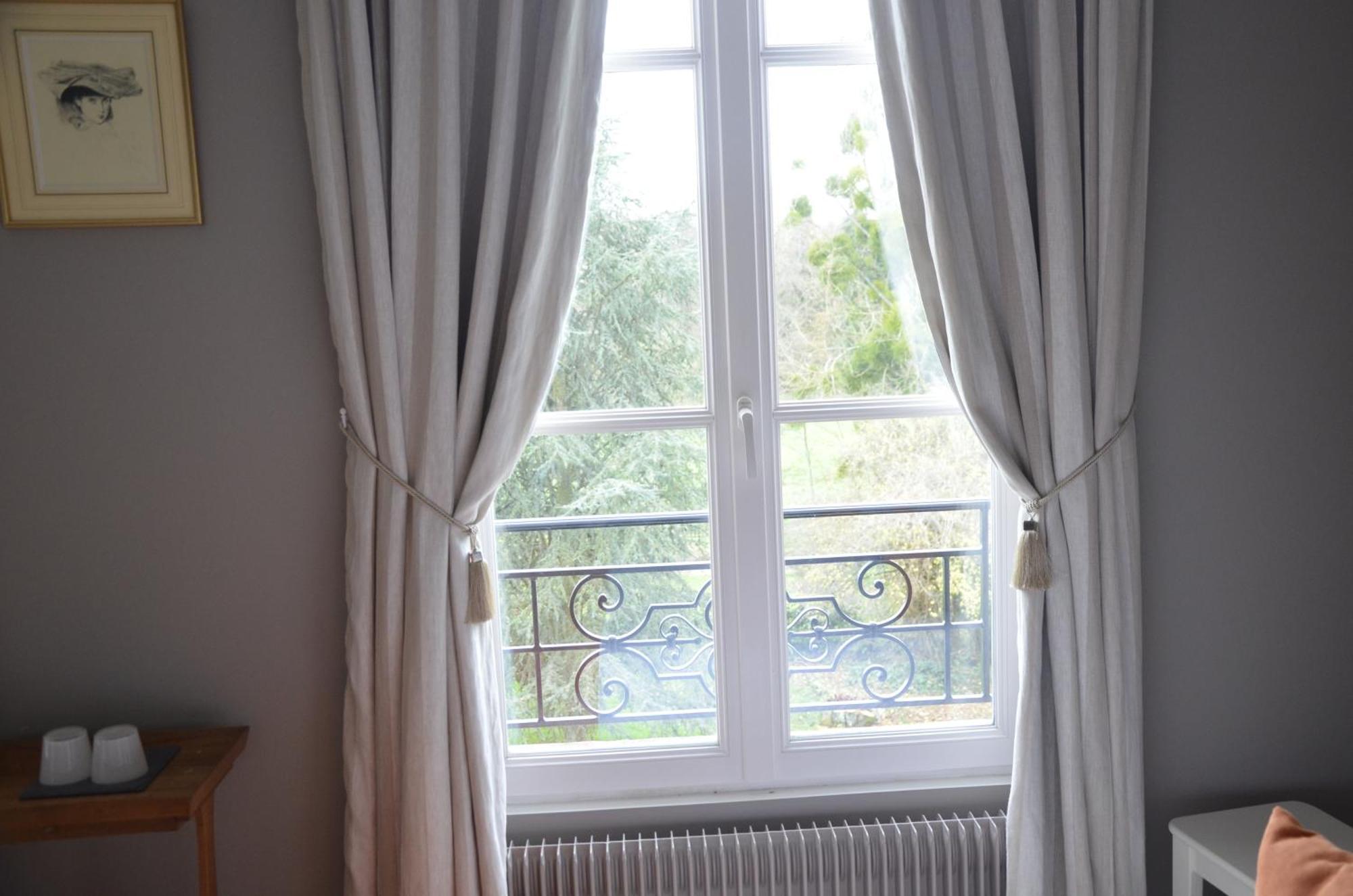 Le Gite Du Bas Manoir Bretteville-sur-Odon Екстериор снимка